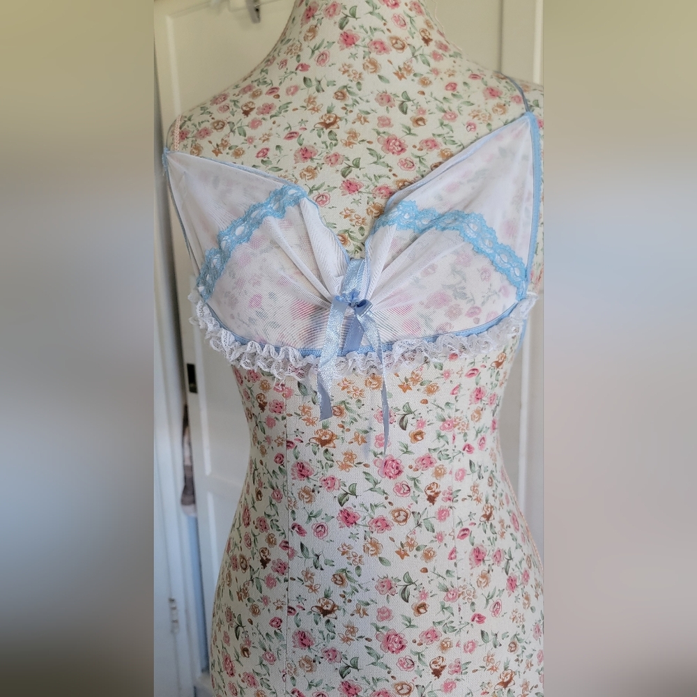 Elegant Blue and White Lace Bralette SizeO/S